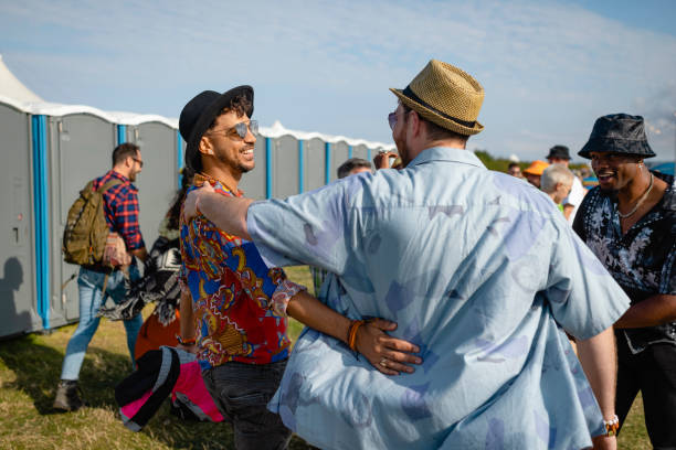 Best Affordable portable toilet rental  in Centralia, MO