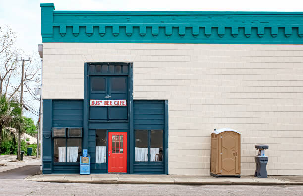 Best Porta potty rental near me  in Centralia, MO